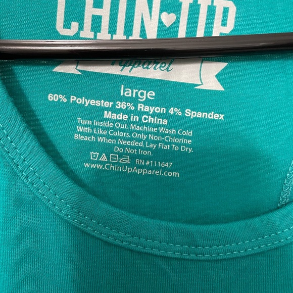 Razorback workout tanks, both size large - Picture 2 of 4